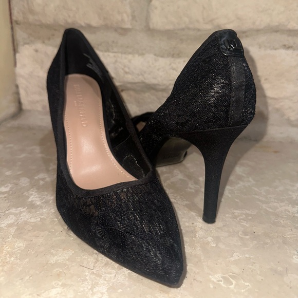 Black lace heels perfect condition - Picture 1 of 3